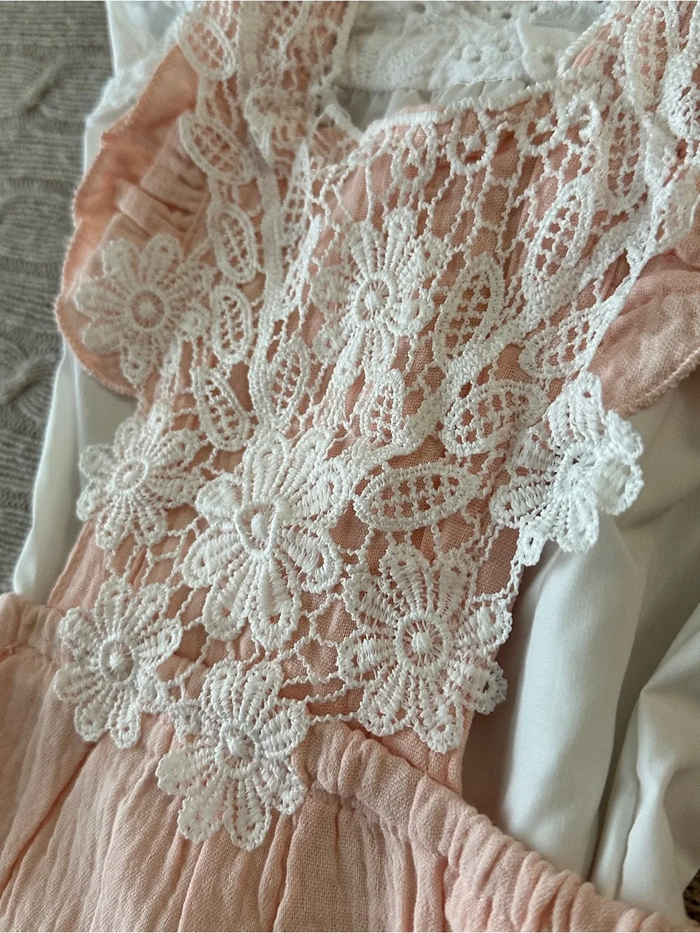 EUC 5pc Baby Girl Romper Bundle, Floral Lace, 24 Months